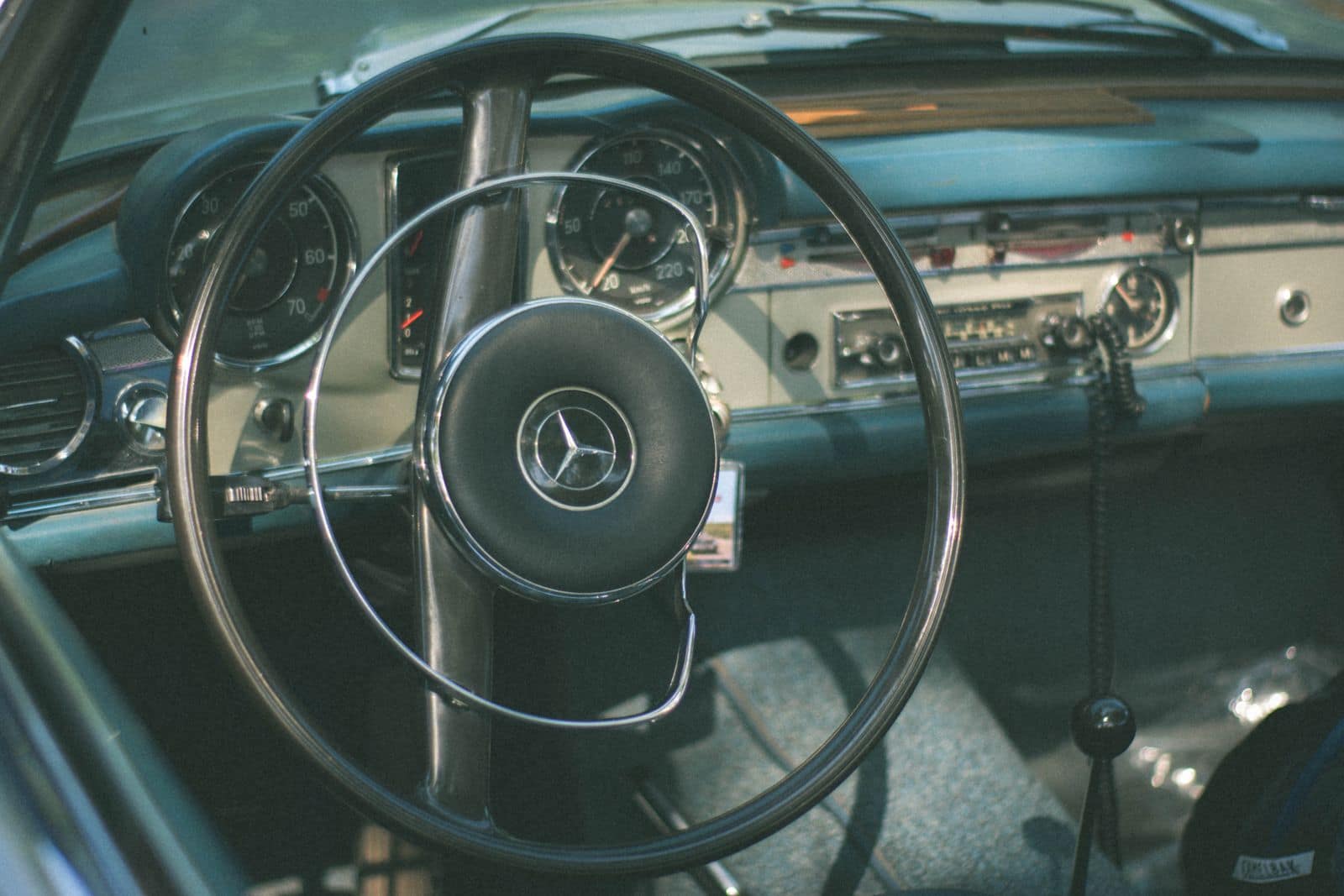 Волан на Mercedes-Benz - диагностика с дилърски софтуер XENTRY на адрес